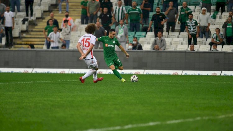    Namik Ələskərovun komandası baş məşqçi ilə yolları ayırdı   