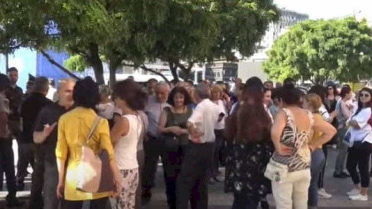    Uşaqları Qarabağda ölən ermənilər Paşinyandan əl çəkmir   
