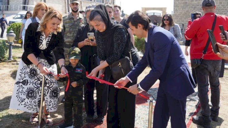    Bakıda “Dəmir yumruq” heykəlinin açılışı oldu - Foto   