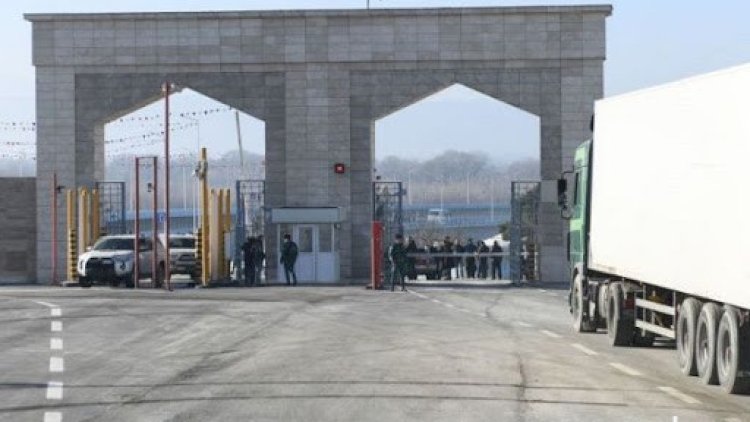    İran Azərbaycanla quru sərhədlərini açır   
