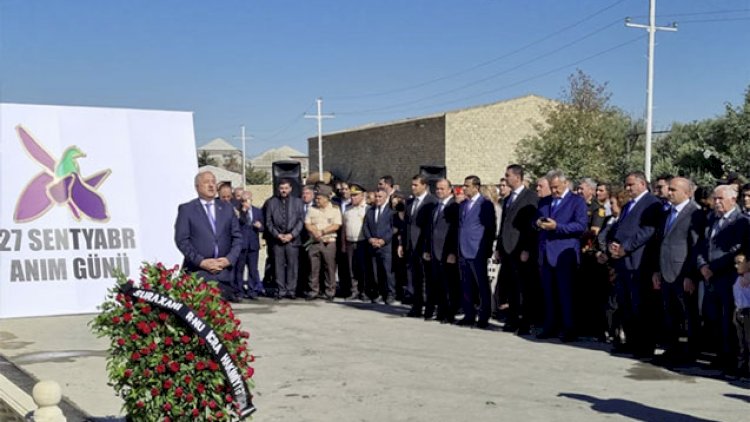   Suraxanıda Anım Günü mərasimi keçirildi   - Fotolar