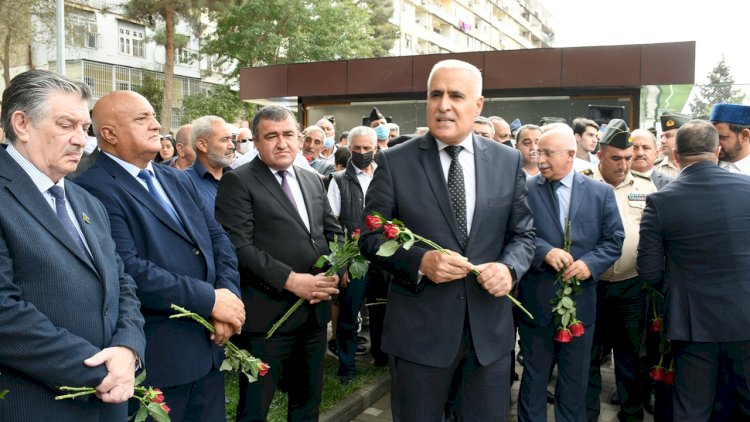    Xətai rayonunda şəhidlərin anım tədbirləri keçirildi - Fotolar   