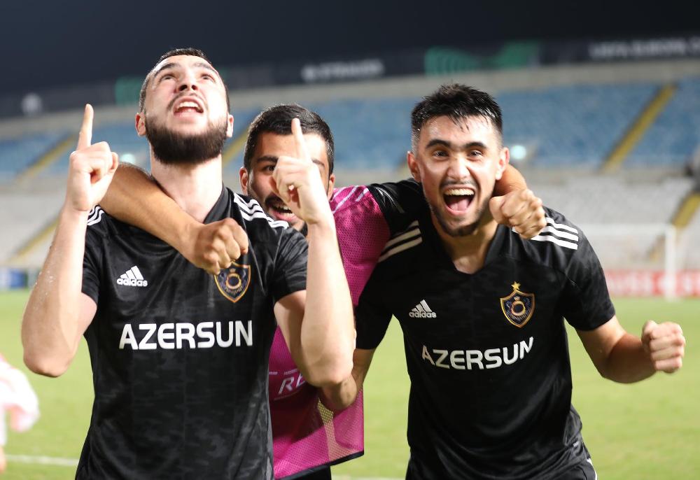 “Qarabağ“ın rəqibi darmadağın etdiyi matçdan möhtəşəm  Fotolar