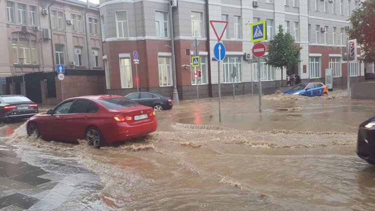    Azərbaycanda faktiki hava: Yağış, sel, külək...   