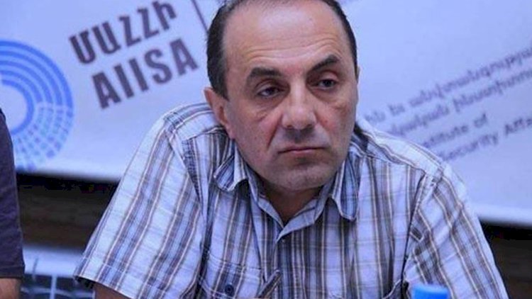    “Yerevan və Bakı eyni sözü müxtəlif cür izah edir” - Erməni politoloq   