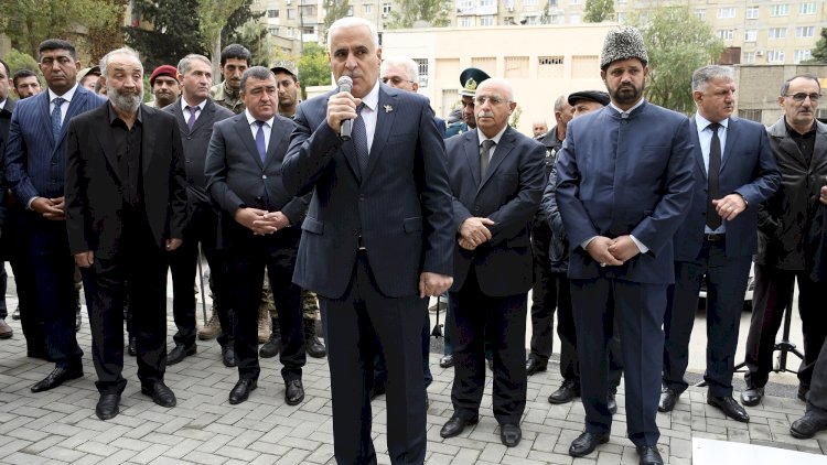    Xətai rayonunda şəhidlərin xatirə lövhələrinin açılış mərasimləri keçirildi - Fotolar   