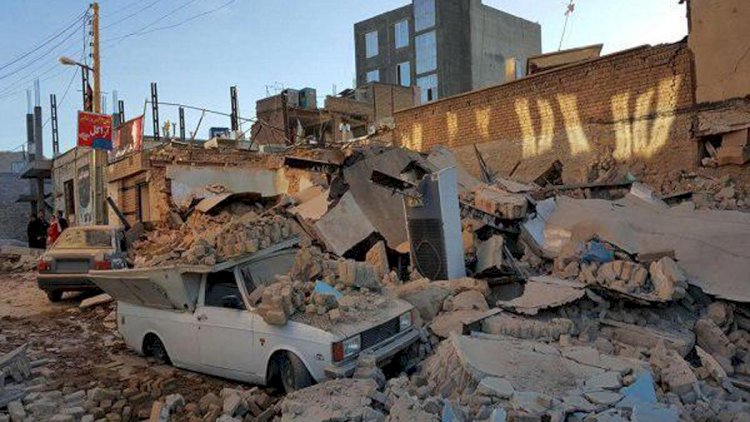   İranın cənubunda zəlzələ nəticəsində 400 ev dağıldı   