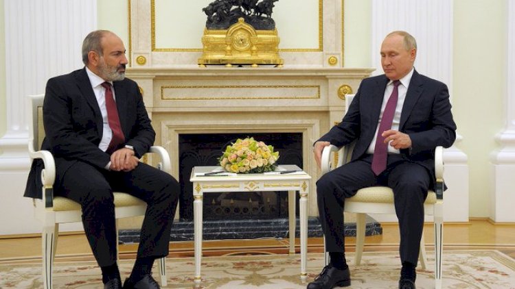    Paşinyan Putinlə görüşündən danışdı   