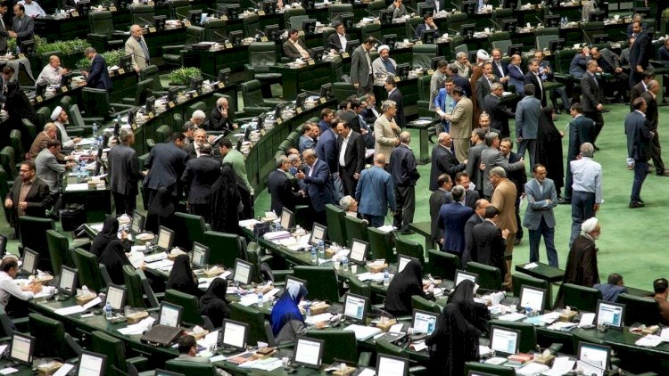    İran parlamentində qapalı iclas: Ocaqnejad, kəşfiyyatçılar, Azərbaycandakı keçmiş səfir...   