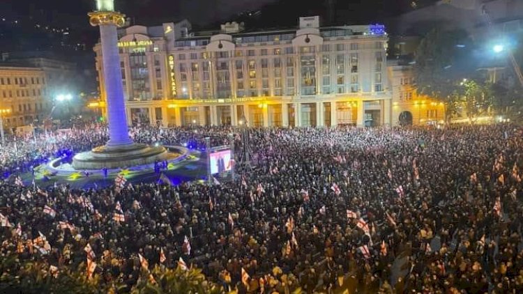    Saakaşvilinin azadlığı üçün mitinq keçirildi   