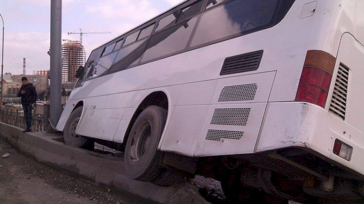    Füzulidə sərnişin avtobusu yandı   