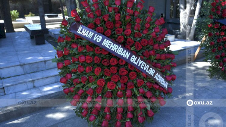    İlham Əliyev və Mehriban Əliyeva Canəli Əkbərovun dəfn mərasiminə əklil göndərdi - Foto   