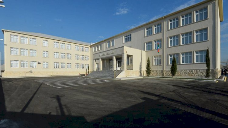    Bakıda 10-cu sinif şagirdi məktəbdə intihar edib?   - Açıqlama