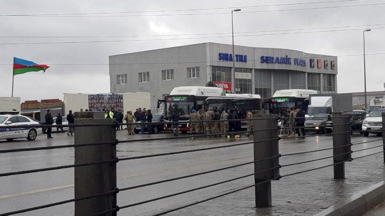    Bakıda qazilər yolu bağladı - DİN-dən açıqlama   