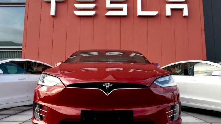    “Tesla“nın bazar dəyəri artdı   