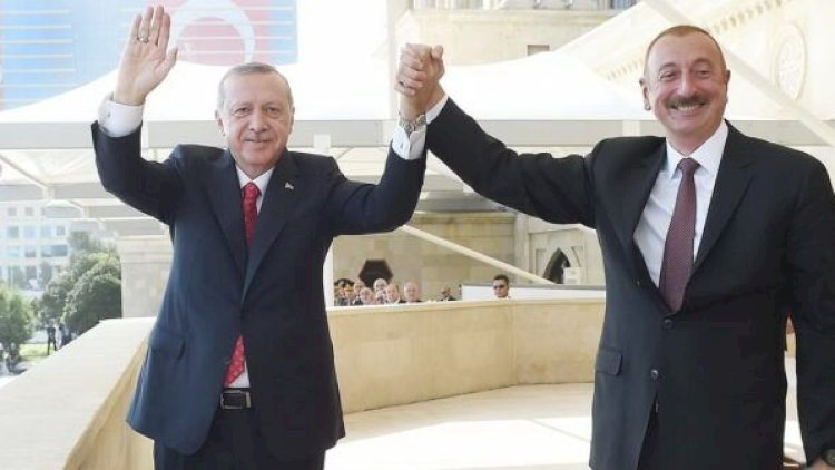    Azərbaycan Türkiyə qardaşlığı əbədidir   
