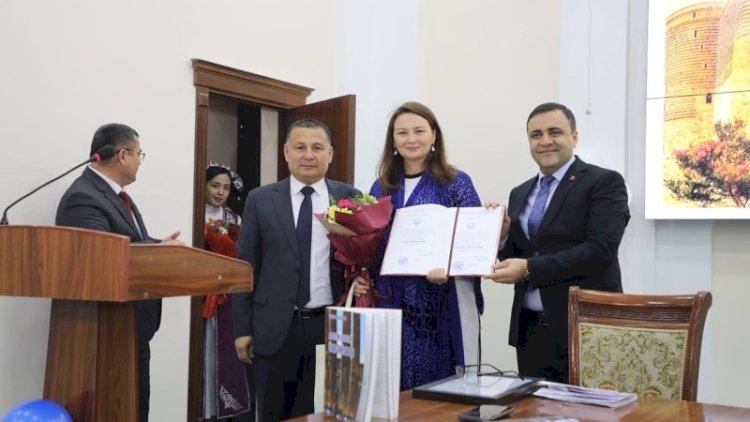    Qənirə Paşayeva Özbəkistanda “Fəxri professor” oldu   