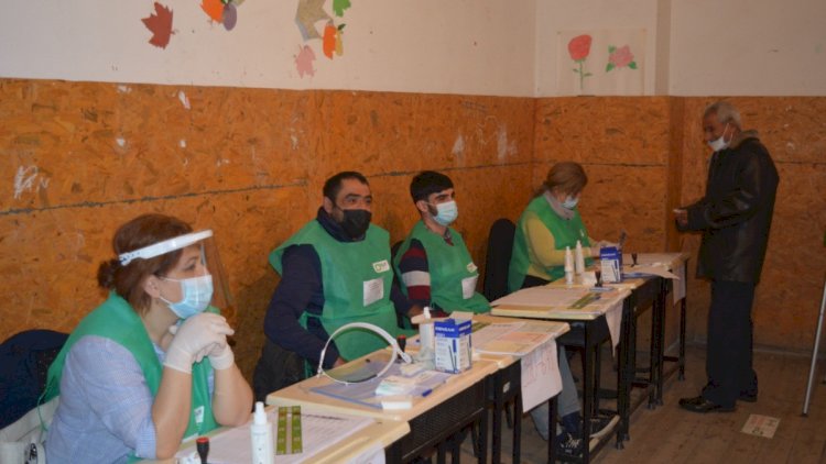    Gürcüstanda seçkilərin ilkin nəticələri məlum oldu   