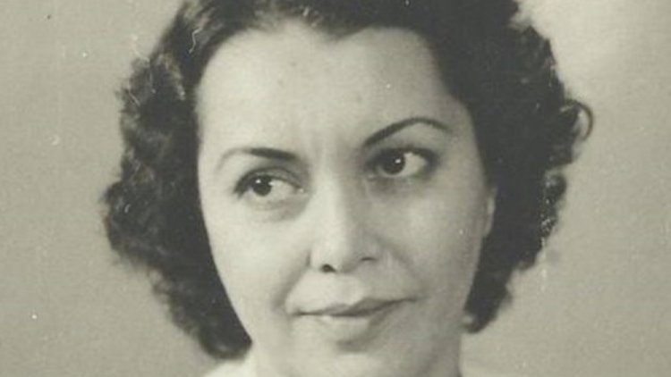    Özündən 17 yaş kiçik aktyorla eşq yaşadı, qızıyla eyni xəstəxanada can verdi... - Fotolar   