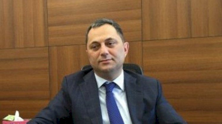    Nazirlik keçmiş işçisindən 5 milyon təzminat tələb edir   