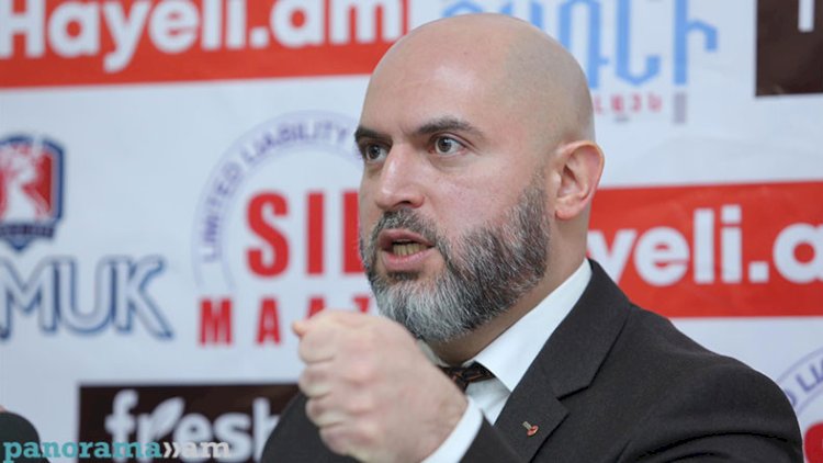    Müxalif siyasətçi Paşinyana: “Ağlın varmı?“   