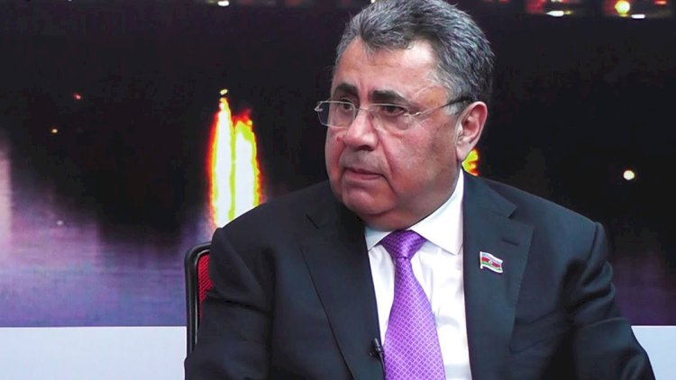    “Onda, əlbəttə ki, özümü yığışdıracam” – Deputat hərf səhvlərindən danışdı   