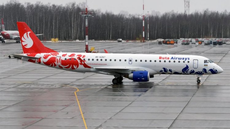    Bakıdan İstanbula uçan təyyarə güclü dumana görə başqa aeroporta endi   