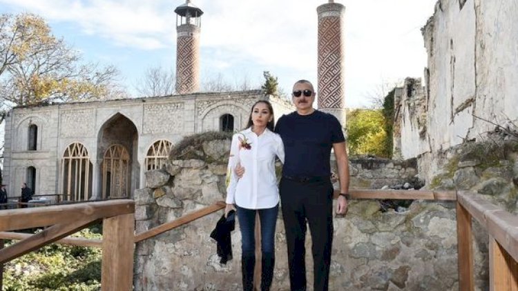    Prezident Şuşa məscidlərindəki bərpa işləri ilə tanış oldu - Fotolar   