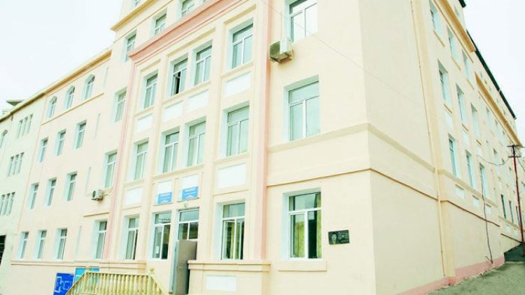    5 müəllim, 16 şagird koronavirusa yoluxdu - Məşhur lisey bağlandı   