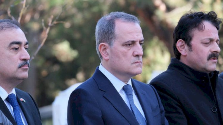    Ceyhun Bayramov Topçubaşovun nəvəsinin məzarını ziyarət etdi   