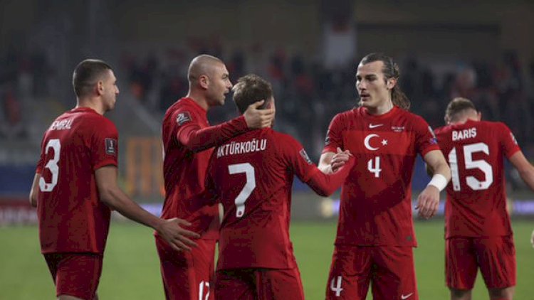    Türkiyə darmadağınla ikinci pilləyə yüksəldi   