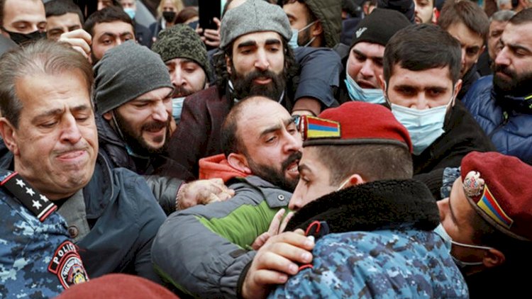    Ermənilər Paşinyanı dar ağacından asacaq?   - Açıqlama