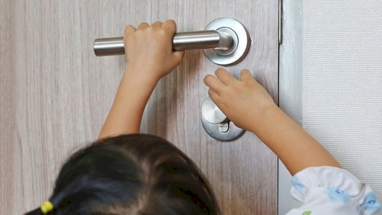    Bakıda evdə köməksiz qalan azyaşlı xilas edildi   