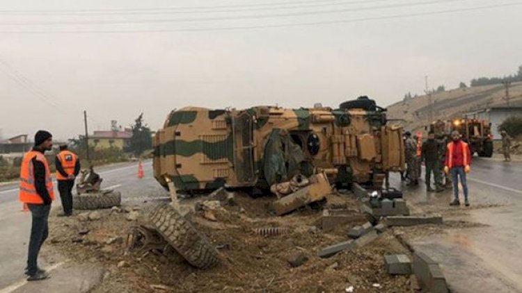    Türkiyədə hərbi maşın qəzaya uğradı, yaralılar var   