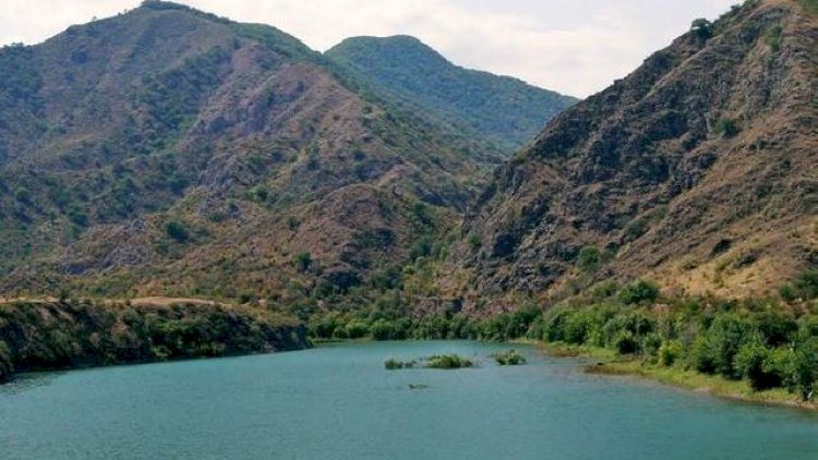   Suqovuşan peykdən belə görünür - Foto   