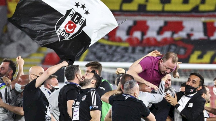    Çempionlar Liqasında daha 8 oyun: Nəhənglər üz-üzə gələcək   
