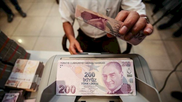    Günün məzənnəsi: Lirə bahalaşdı   