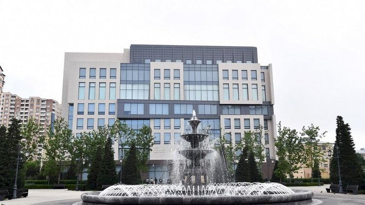    YAP-dan Cəmil Həsənliyə cavab:   “Soçi görüşündən narahat olublar...”