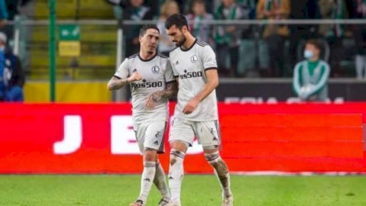    Mahir Emrelinin komandası 1/4 finalda - Video   