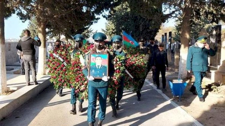    Şəhid kapitanın atası: “Tamamilə yanmışdı, bədəninin quruluşundan, dişlərindən tanıdım” - Foto   