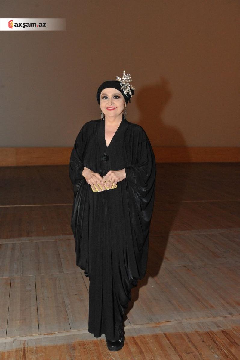 “Toppuş bacı“ hər kəsi təəccübləndiridi - 15 gündə 8 kiloqram...  