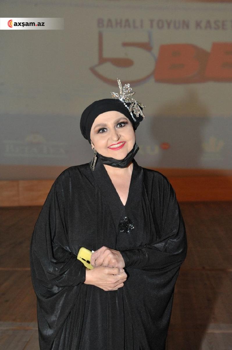 “Toppuş bacı“ hər kəsi təəccübləndiridi - 15 gündə 8 kiloqram...  