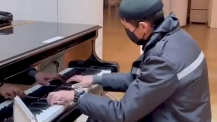    Ticarət mərkəzində piano ifası ilə məşhurlaşan mühafizəçi danışdı - Video   