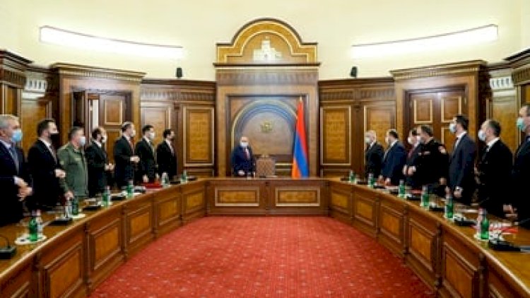    Paşinyan Təhlükəsizlik Şurasının iclasını keçirdi   