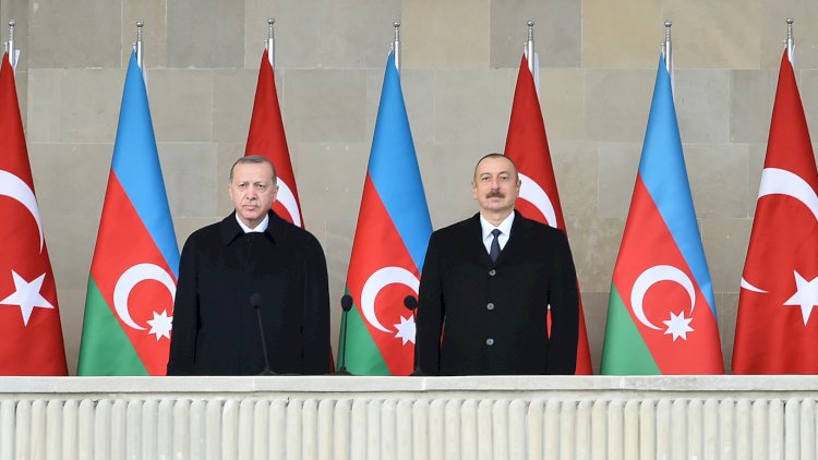    Zəfər paradının keçirilməsindən bir il ötür   