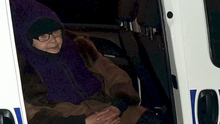    Ucarda küçəyə atılmış fiziki məhdudiyyətli qadın dövlət sığınacağına yerləşdirildi - Foto   