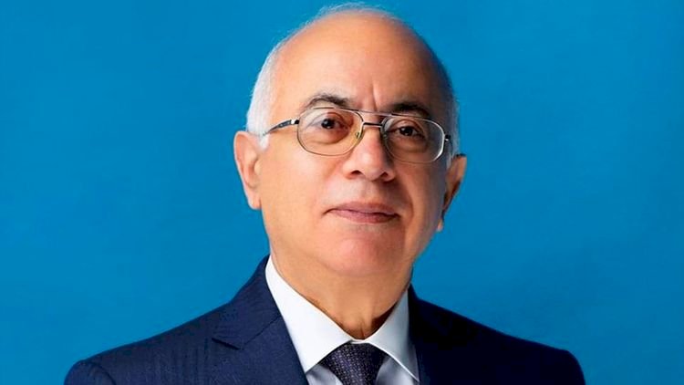    “Diplomlular kənarda qalıb, kurs bitirənlər müəllim işləyir“   - Deputatdan şok ittiham + VİDEO