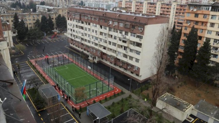    Bakıda növbəti abad həyət istifadəyə verildi - Fotolar   