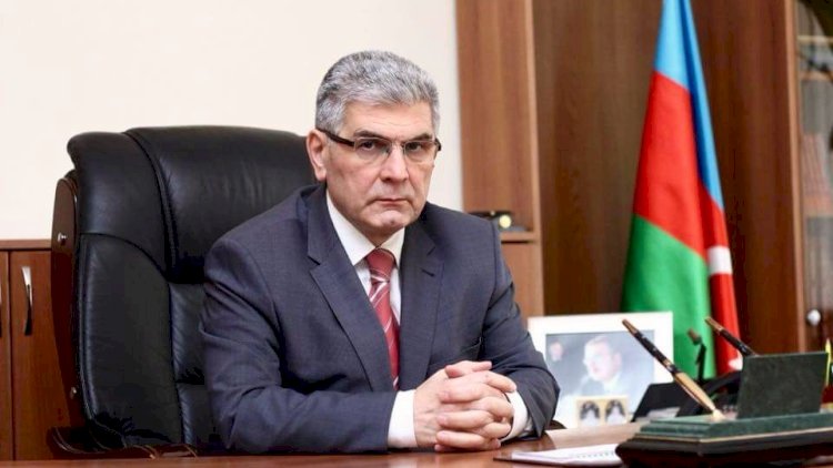    Prezident rektoru təltif etdi   