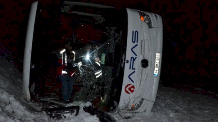    İğdırdan Ankaraya gedən avtobus aşdı   - İki azərbaycanlı öldü